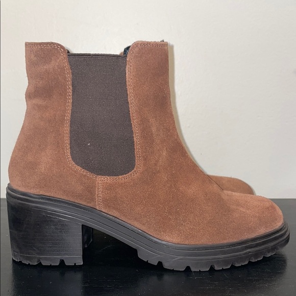 Geox Respira DAMIANA Brown Suede Round Toe Pull On Chelsea Boots, Size 10. - Picture 1 of 12
